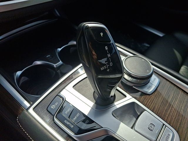 2022 BMW 7 Series 750i xDrive