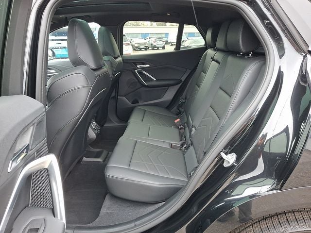 2025 BMW X2 xDrive28i