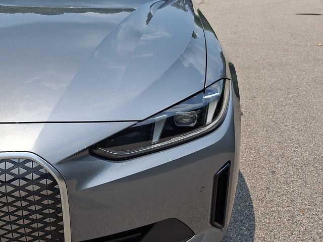 2025 BMW i4 eDrive40