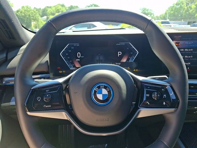 2025 BMW i5 eDrive40