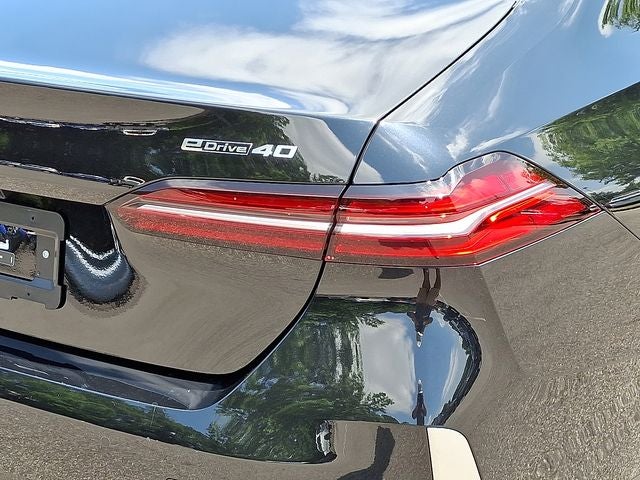 2024 BMW i5 eDrive40