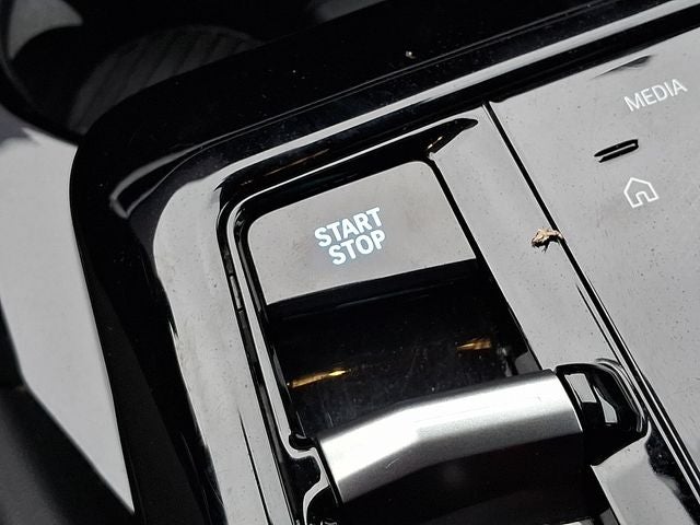 2025 BMW i5 eDrive40