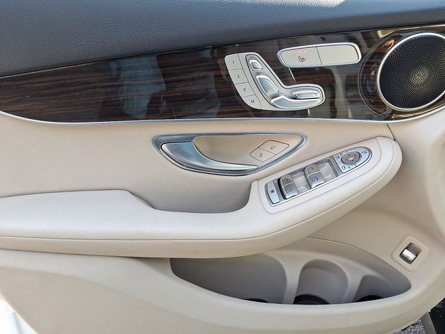 2019 Mercedes-Benz GLC GLC 300