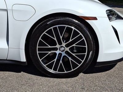 2023 Porsche Taycan Base