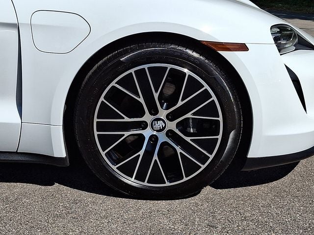 2023 Porsche Taycan Base