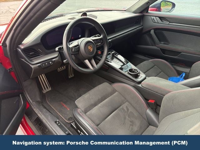 2025 Porsche 911 Carrera GTS