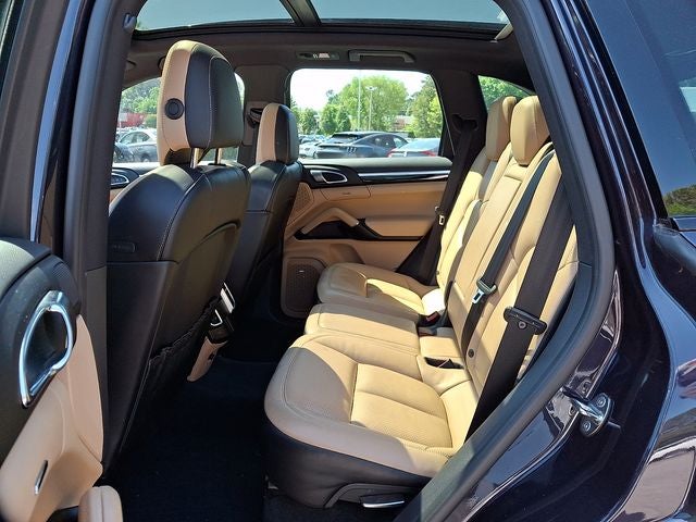 2017 Porsche Cayenne Base