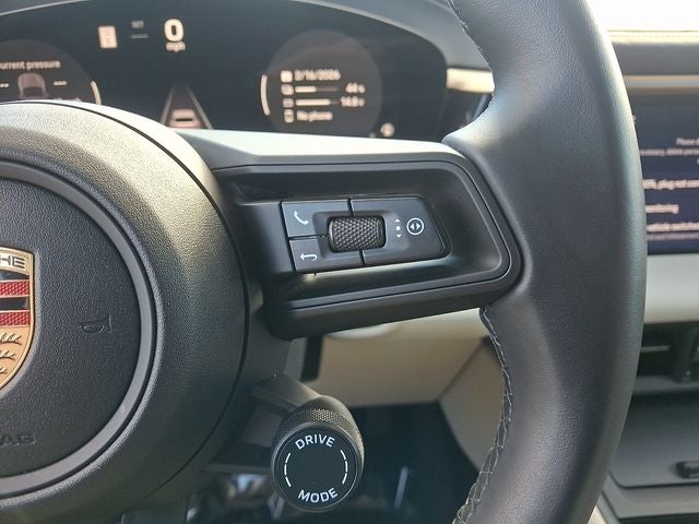 2024 Porsche Macan Electric 4