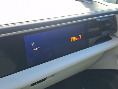 2024 Porsche Macan Electric 4