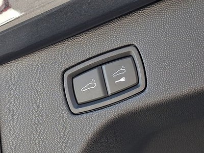 2024 Porsche Macan Electric 4