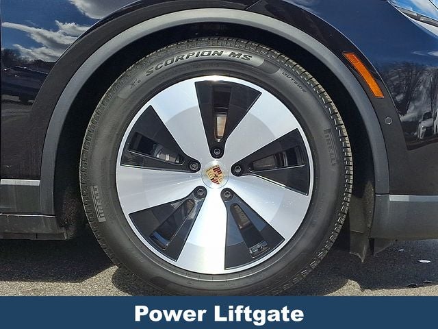 2024 Porsche Macan Electric 4