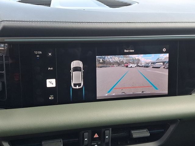 2024 Porsche Macan Electric 4