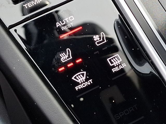 2022 Porsche Cayenne E-Hybrid Base