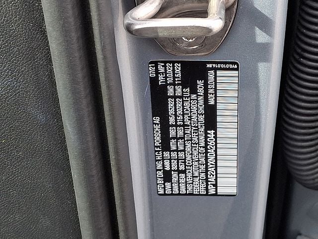 2022 Porsche Cayenne E-Hybrid Base