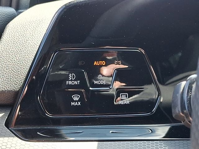 2024 Volkswagen Golf GTI Autobahn