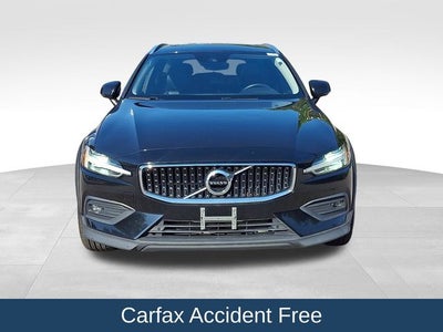 2021 Volvo V60 Cross Country T5