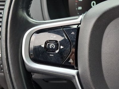 2018 Volvo XC90 T6 Momentum
