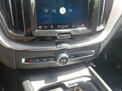 2022 Volvo XC60 Recharge Plug-In Hybrid T8 R-Design