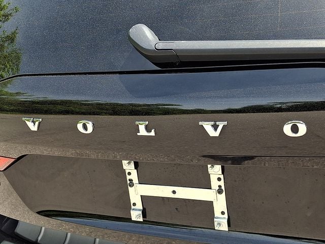 2022 Volvo XC60 Recharge Plug-In Hybrid T8 R-Design