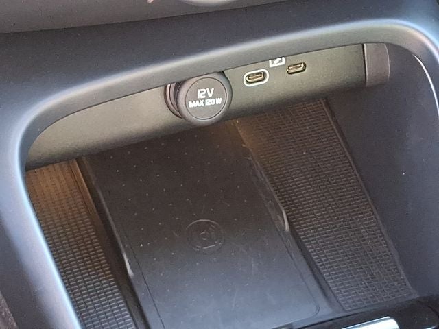 2023 Volvo C40 Recharge Pure Electric Twin Plus