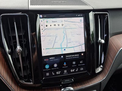 2023 Volvo XC60 Recharge Plug-In Hybrid T8 Plus Dark Theme