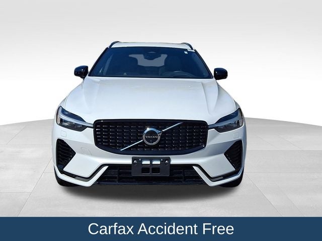 2022 Volvo XC60 Recharge Plug-In Hybrid T8 R-Design