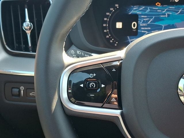 2022 Volvo XC60 Recharge Plug-In Hybrid T8 R-Design