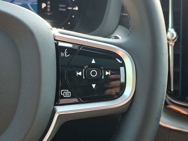 2022 Volvo XC60 Recharge Plug-In Hybrid T8 R-Design