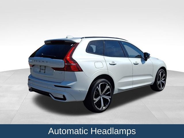 2022 Volvo XC60 Recharge Plug-In Hybrid T8 R-Design