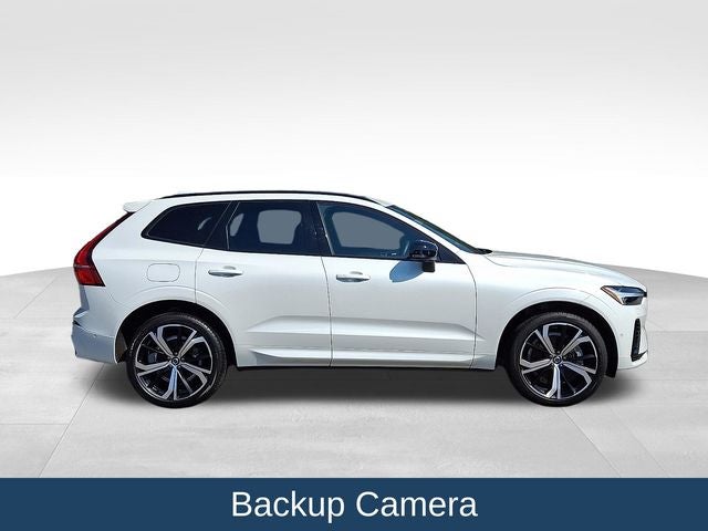 2022 Volvo XC60 Recharge Plug-In Hybrid T8 R-Design
