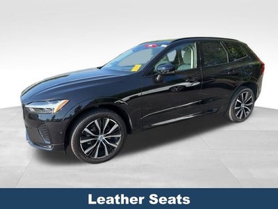 2024 Volvo XC60 B5 Ultimate Dark Theme