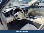 2024 Volvo XC60 B5 Ultimate Dark Theme