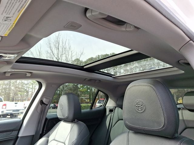 2019 Alfa Romeo Stelvio Base