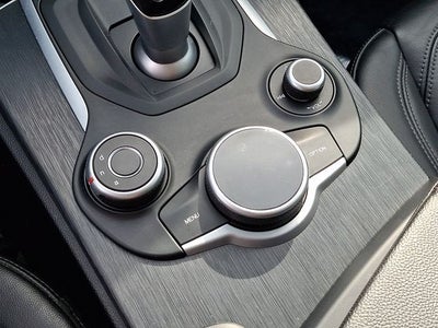 2019 Alfa Romeo Stelvio Base