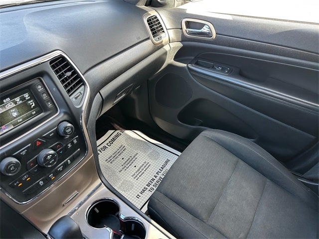 2016 Jeep Grand Cherokee Laredo