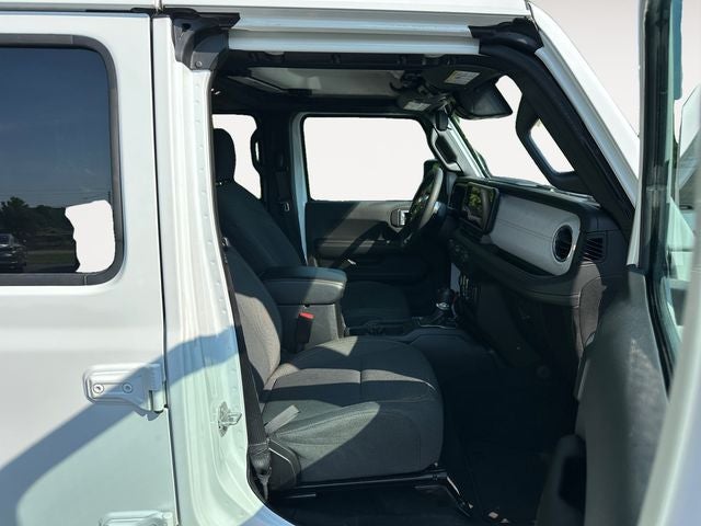 2024 Jeep Wrangler Sahara 4xe