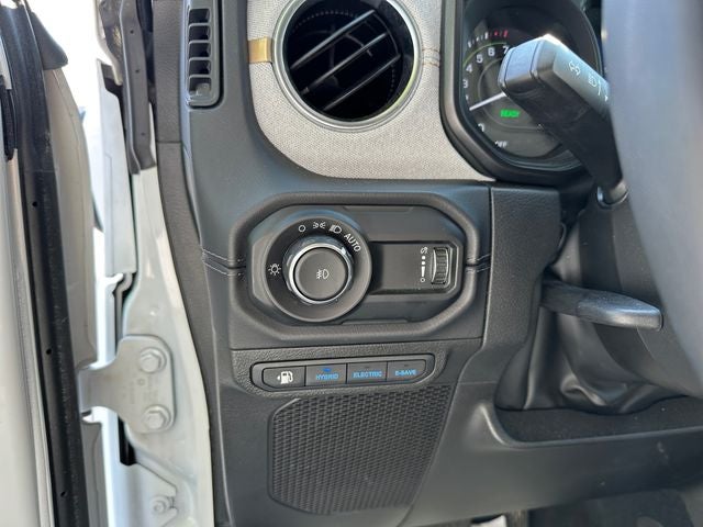 2024 Jeep Wrangler Sahara 4xe