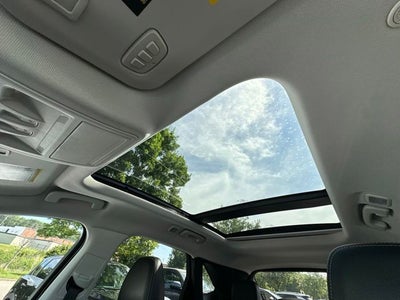 2022 Ford Escape Hybrid Titanium