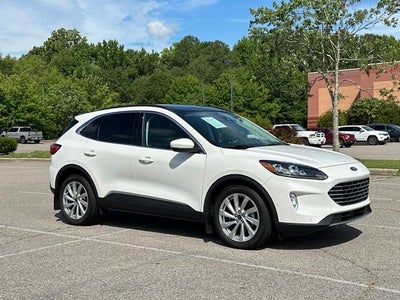 2022 Ford Escape Hybrid Titanium