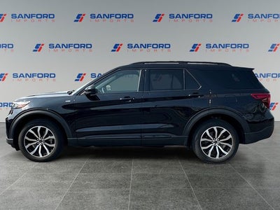 2022 Ford Explorer ST-Line