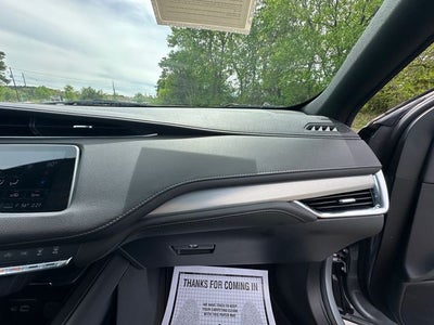 2023 Cadillac XT4 Premium Luxury