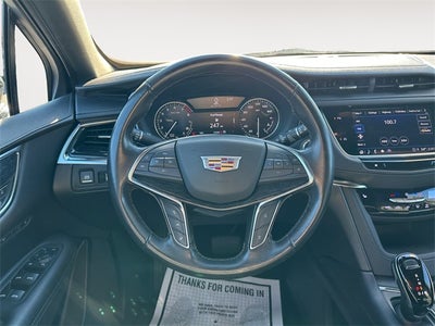 2022 Cadillac XT5 Premium Luxury