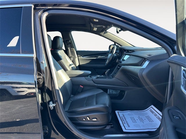 2022 Cadillac XT5 Premium Luxury