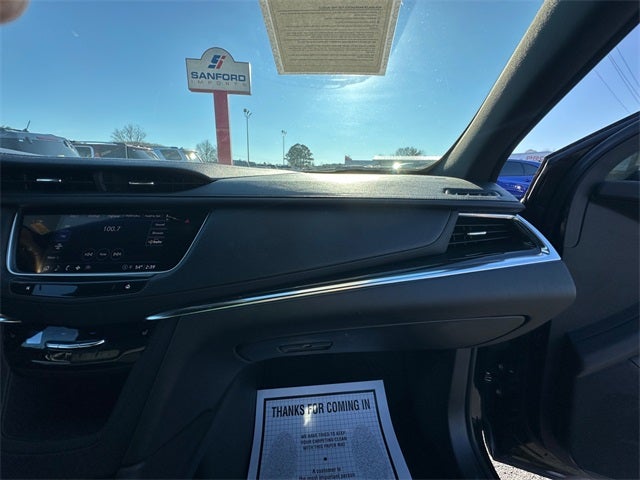 2022 Cadillac XT5 Premium Luxury