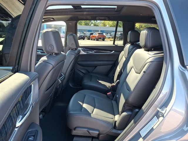 2025 Cadillac XT6 Premium Luxury