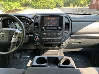 2024 Nissan Titan SV