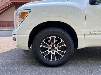 2024 Nissan Titan SV