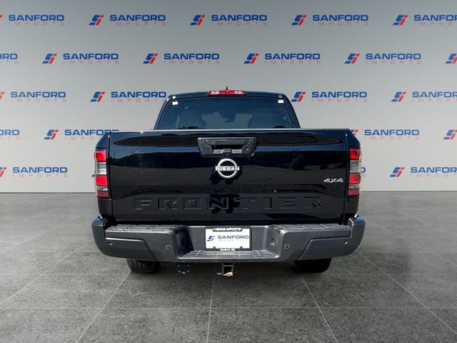2023 Nissan Frontier S