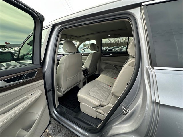 2024 Volkswagen Atlas 2.0T SEL Premium R-Line