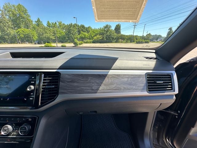 2022 Volkswagen Atlas Cross Sport 3.6L V6 SE w/Technology